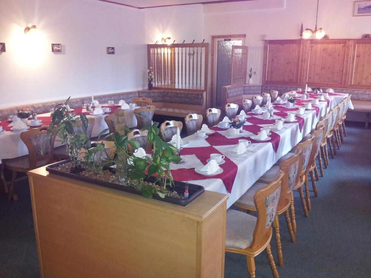 Hotel "Zum Einsiedler" Deutschneudorf Room photo
